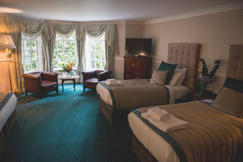 Mere Court Hotel นัตส์ฟอร์ด ภายนอก รูปภาพ