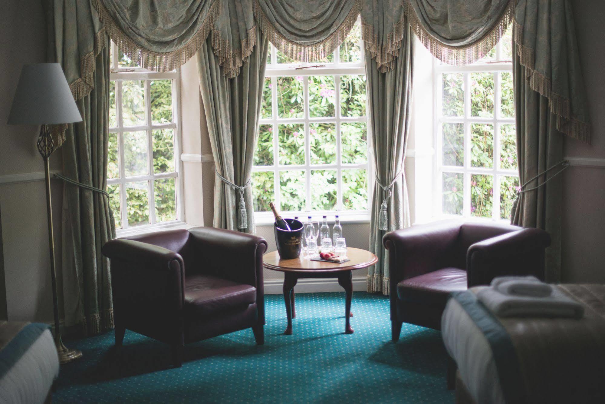 Mere Court Hotel นัตส์ฟอร์ด ภายนอก รูปภาพ